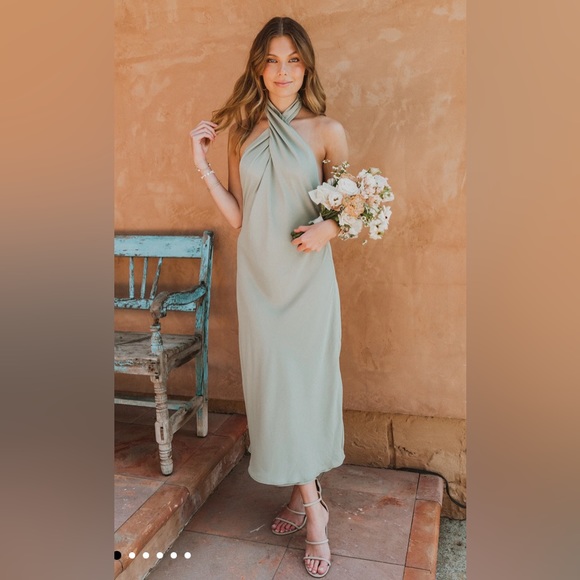 Show Me Your Mumu Jasmin Midi in Moss Green Crisp Bridesmaid Dress - Picture 1 of 2